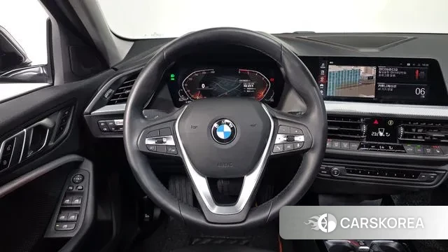 BMW 1 Series (F40) 2020 Серый из Кореи, фото 3