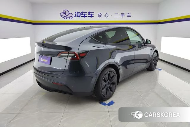 Tesla Model Y 2024 Темно-серый из Китая, фото 3