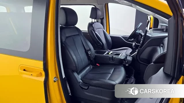 Hyundai Staria id 2441922 из Кореи 3