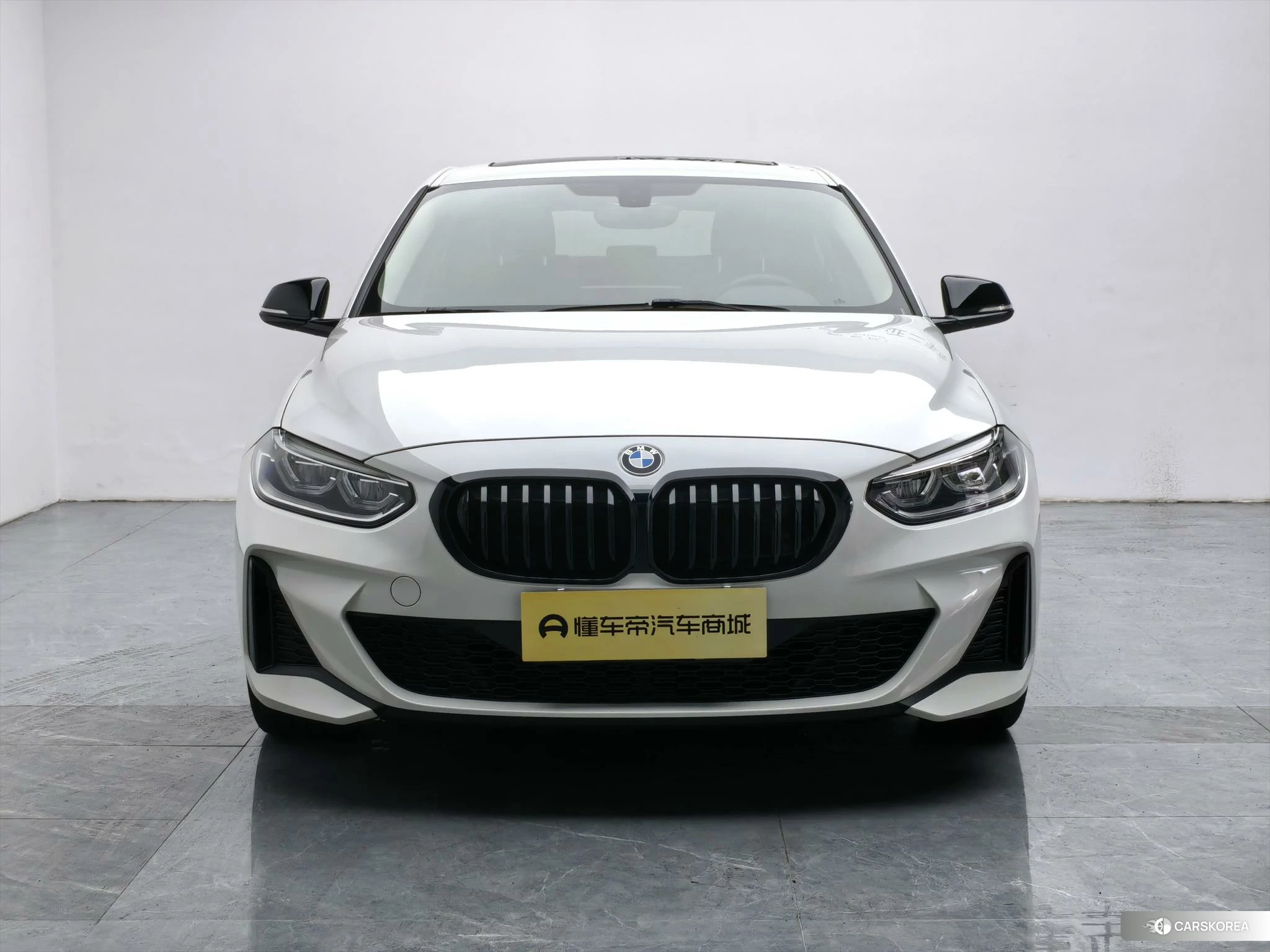 BMW 1 series 2021 Белый из Китая, фото 3