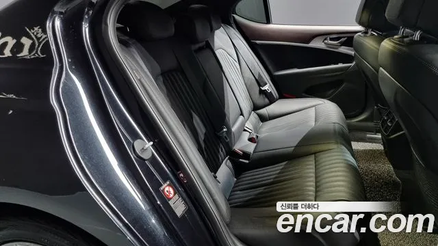 Genesis G70 2019 Черный из Кореи, фото 3