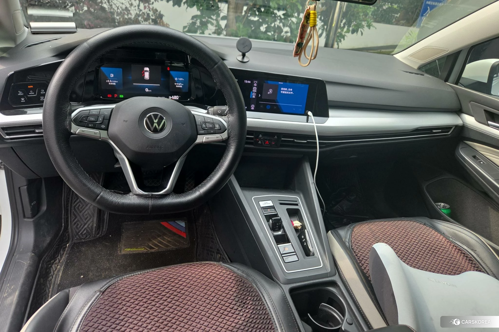 Volkswagen Golf 2020 Белый из Китая, фото 3