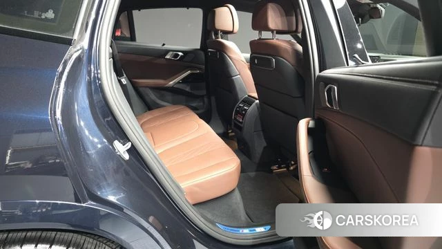 BMW X6 (G06) 2025 Черный из Кореи, фото 3
