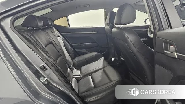 Hyundai Avante AD 2018 Серый из Кореи, фото 3