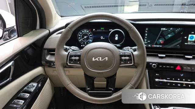 Kia Carnival 4th generation 2023 Белый из Кореи, фото 3