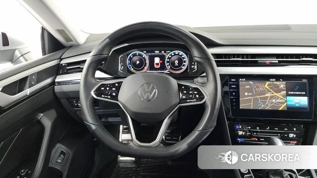 Volkswagen Arteon 2023 Белый из Кореи, фото 3