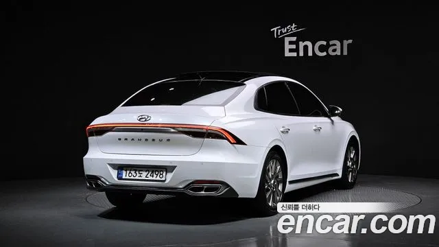 Hyundai The New Grandeur IG Hybrid 2021 Белый из Кореи, фото 3
