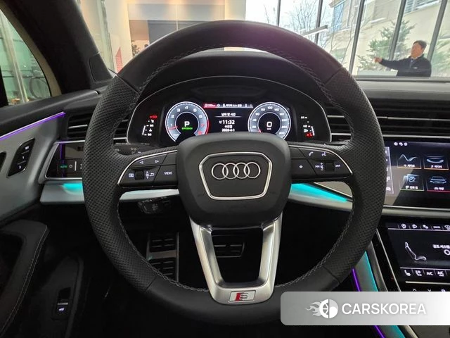 Audi Q7 (4M) 2024 Черный из Кореи, фото 3