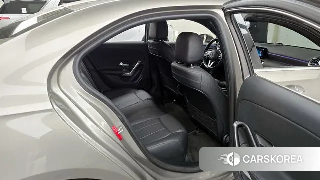 Mercedes-Benz A-Class W177 2021 Песочный из Кореи, фото 3