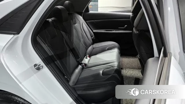 Hyundai Avante (CN7) 2021 Белый из Кореи, фото 3