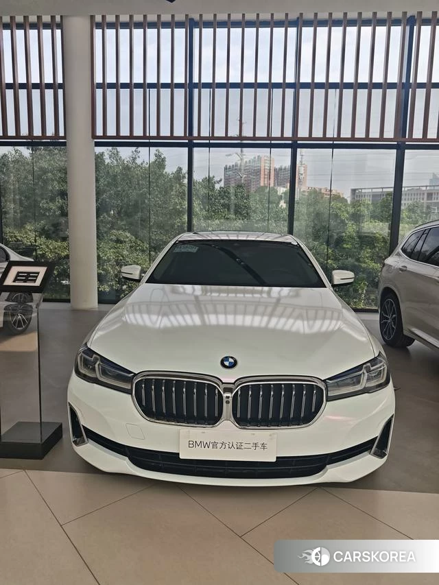 BMW 5 series 2021 Белый из Китая, фото 3