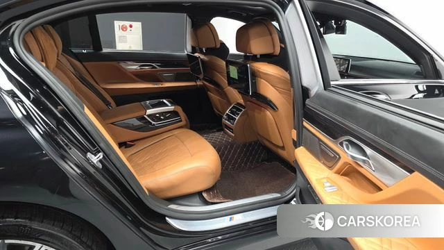 BMW 7 Series (G11) 2019 Черный из Кореи, фото 3
