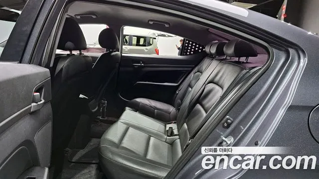 Hyundai Avante AD id 2466703 из Кореи 3