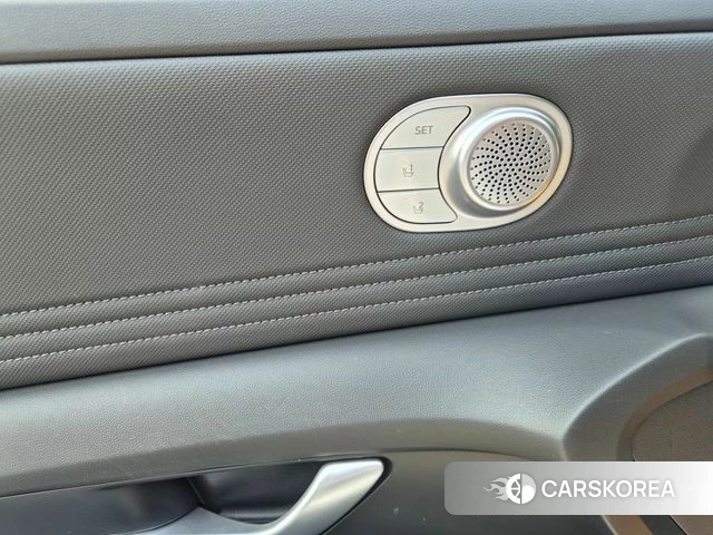 Hyundai The New Avante Hybrid (CN7) 2023 Белый из Кореи, фото 3