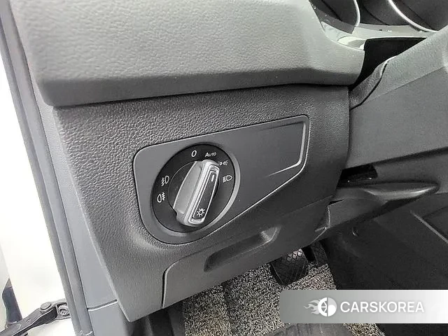 Volkswagen Tiguan second Generation 2018 Белый из Кореи, фото 3