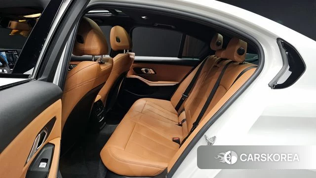 BMW 3 Series (G20) 2024 Белый из Кореи, фото 3