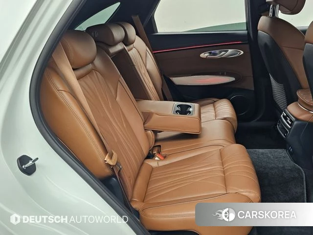 Genesis GV70 2025 Белый из Кореи, фото 3