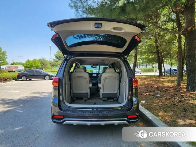Kia The New Carnival 2018 Серый из Кореи, фото 3