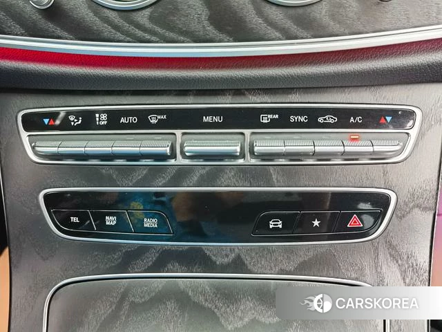 Mercedes-Benz E-class (imported) 2022 Белый из Китая, фото 3