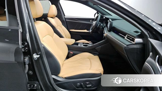 Kia K5 3rd generation 2021 Серый из Кореи, фото 3