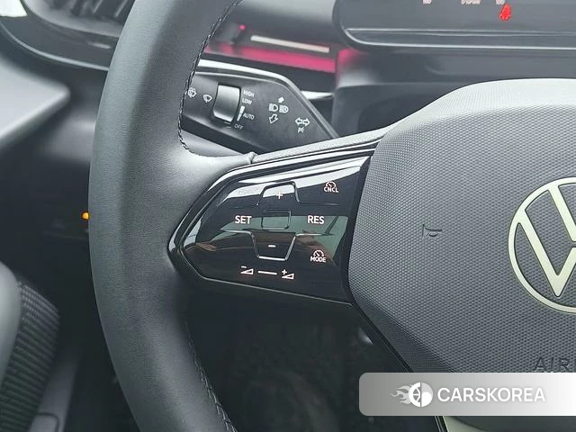 Volkswagen With the crowd 06 2025 Белый из Китая, фото 3