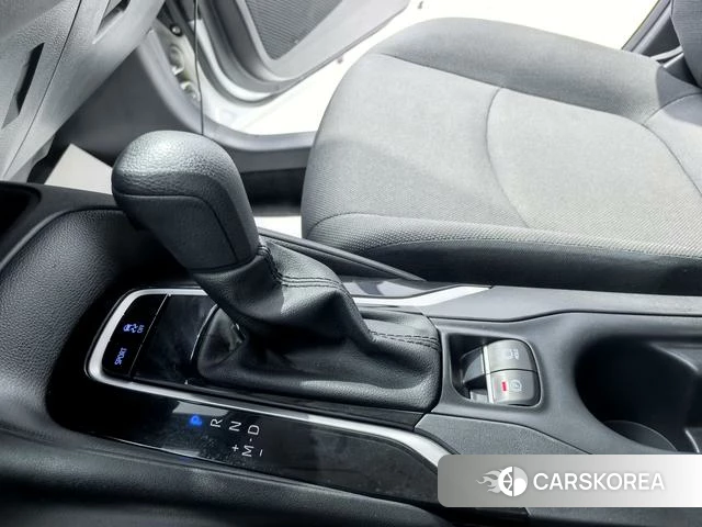 Toyota Corolla 2021 Белый из Китая, фото 3