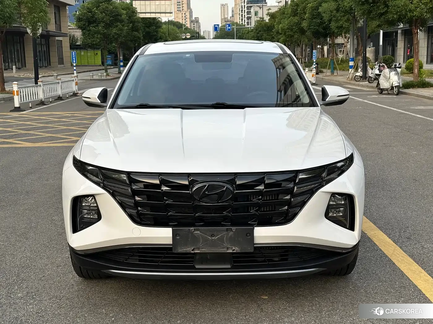 Hyundai Tucson 2022 Белый из Китая, фото 3