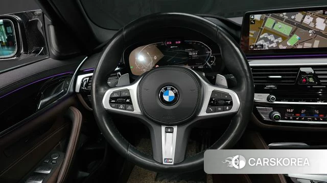 BMW 5 Series (G30) 2021 Белый из Кореи, фото 3