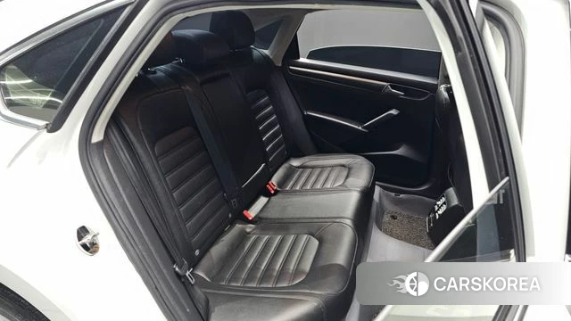 Volkswagen The New Passat 2018 Белый из Кореи, фото 3