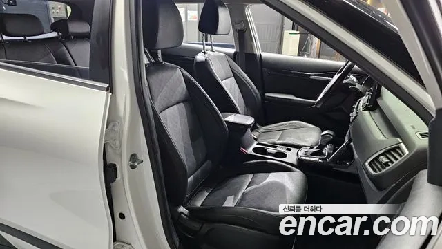 Kia Seltos 2021 Белый из Кореи, фото 3