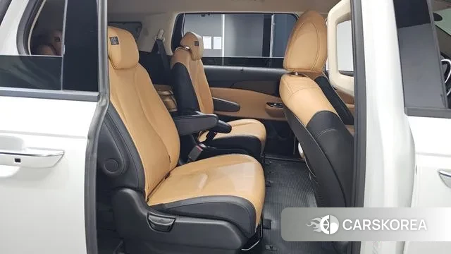 Kia Carnival 4th generation 2023 Белый из Кореи, фото 3