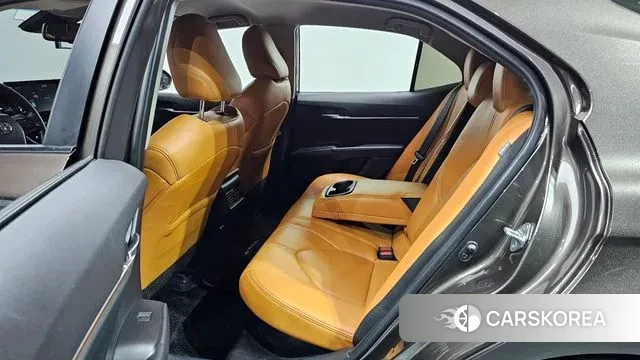 Toyota Camry (XV70) 2024 Коричневый из Кореи, фото 3