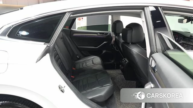 Volkswagen Arteon 2019 Белый из Кореи, фото 3