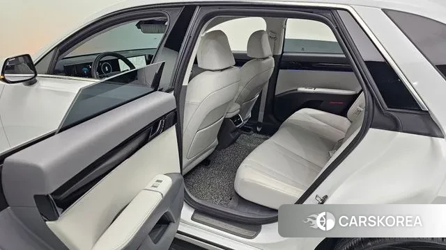 Hyundai Grandeur (GN7) 2023 Белый из Кореи, фото 3