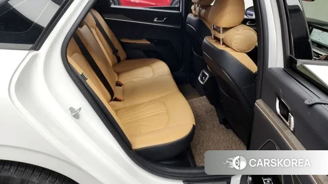 Kia K5 Hybrid 3rd Generation 2023 Белый из Кореи, фото 3