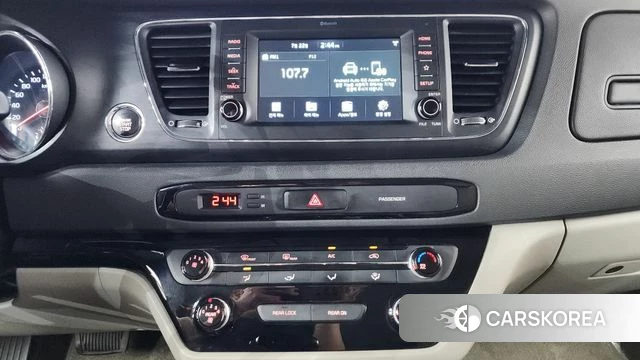 Kia The New Carnival 2018 Белый из Кореи, фото 3