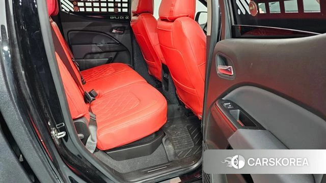 Chevrolet (GM Daewoo) Real New Colorado 2021 Черный из Кореи, фото 3