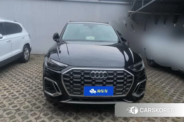 Audi Q5L 2022 Черный из Китая, фото 3