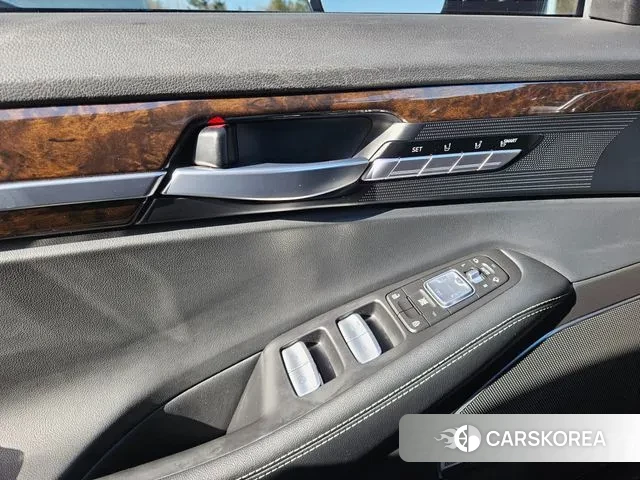 Genesis G90 2019 Черный из Кореи, фото 3