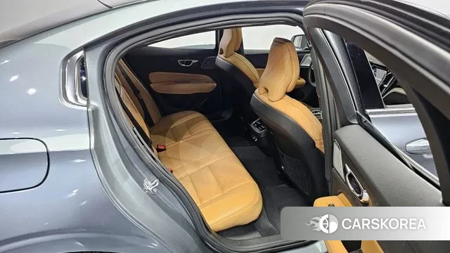 Volvo S60 3rd generation 2020 Серый из Кореи, фото 3