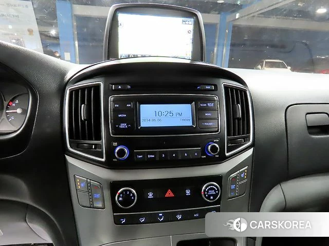 Hyundai The New Grand Starex 2019 Черный из Кореи, фото 3