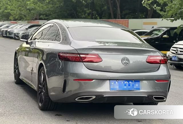 Mercedes-Benz E-class (imported) 2023 Темно-серый из Китая, фото 3