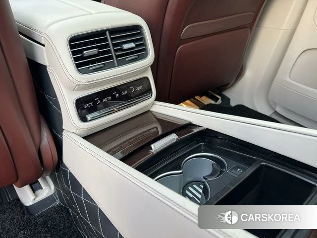 Mercedes-Benz Maybach GLS 2022 Черный из Китая, фото 3