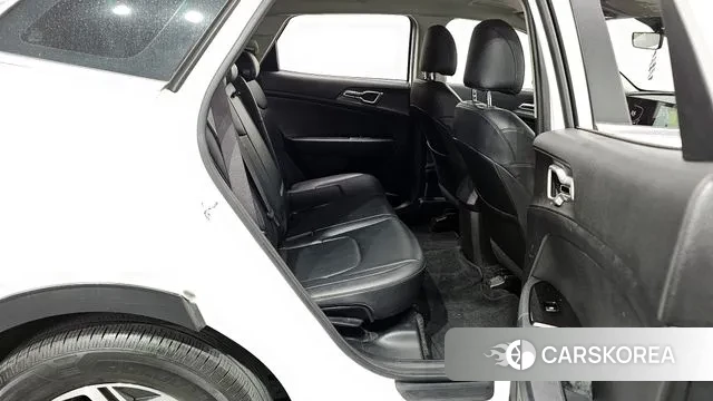 Kia Sportage 5th Generation 2022 Белый из Кореи, фото 3