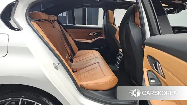 BMW 3 Series (G20) 2024 Белый из Кореи, фото 3