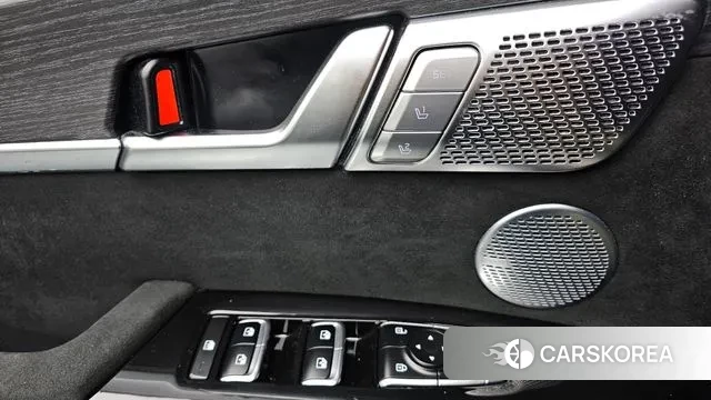 Kia Mohave Master 2022 Черный из Кореи, фото 3