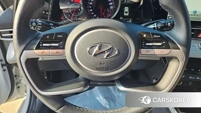 Hyundai Avante (CN7) 2023 Белый из Кореи, фото 3