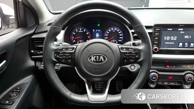 Kia Stonic 2020 Белый из Кореи, фото 3