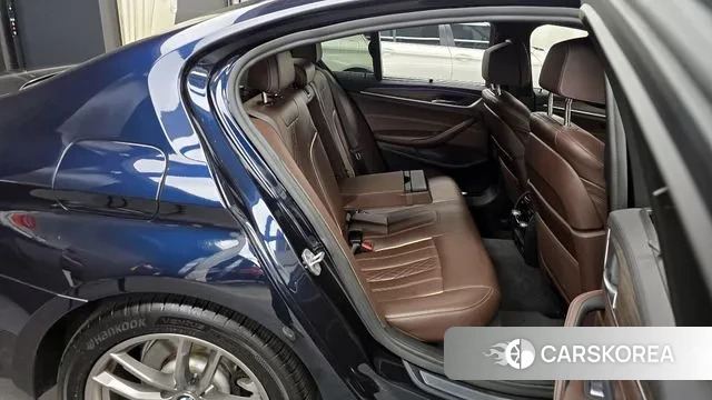 BMW 5 Series (G30) 2019 Черный из Кореи, фото 3