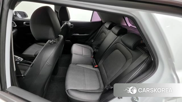 Hyundai Venue 2019 Белый из Кореи, фото 3